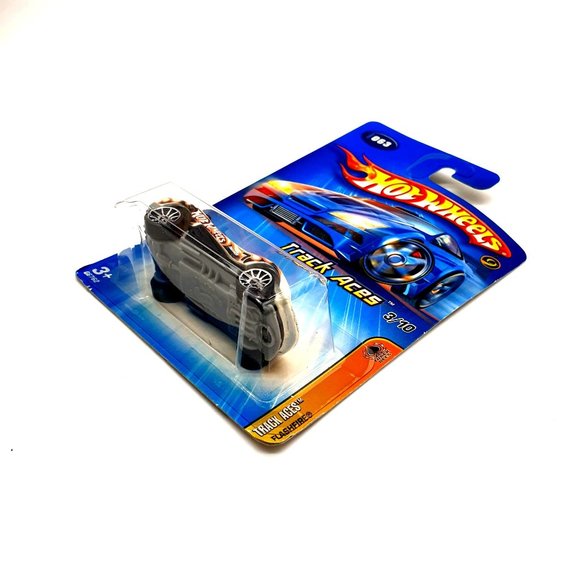 Hot Wheels 063 Track Aces 3 of 10 Collectable Car 2005 Toy BOX DAMAGE - Picture 5 of 9